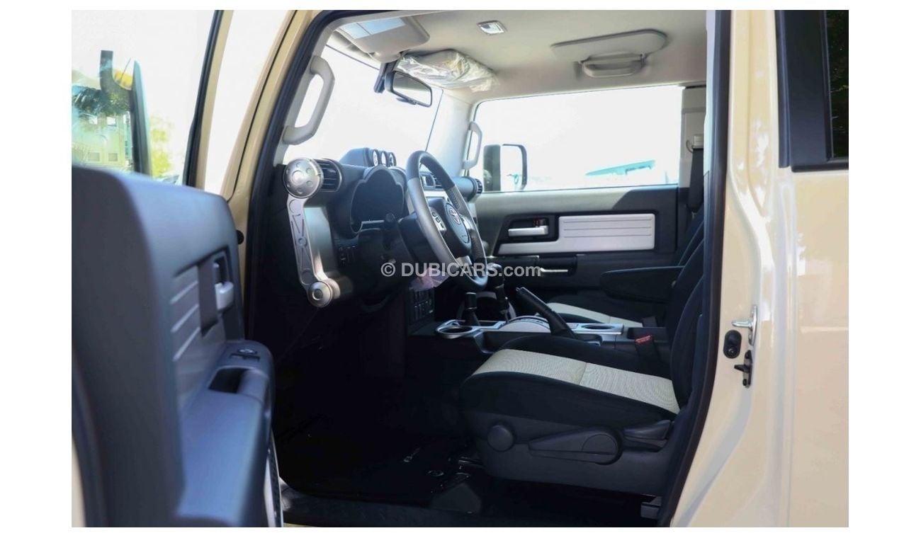 Toyota FJ Cruiser 2023 Toyota FJ Cruiser 4.0 Final Edition JBL - Beige inside Black & Beige | Export Only