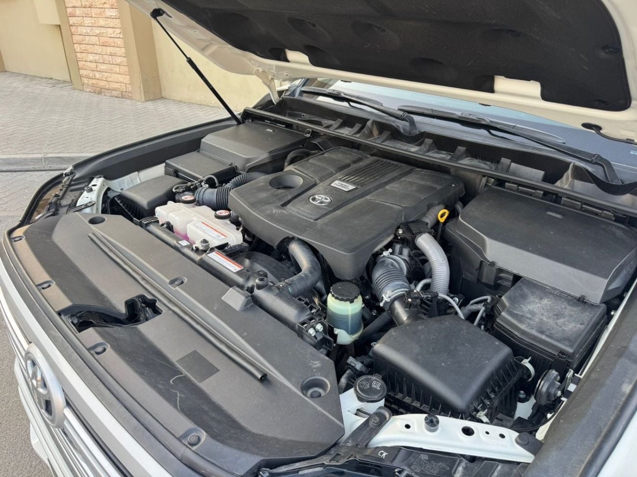 تويوتا لاند كروزر 2022 Model VXR Twin Turbo Full Option Very Clean And Perfect Condition