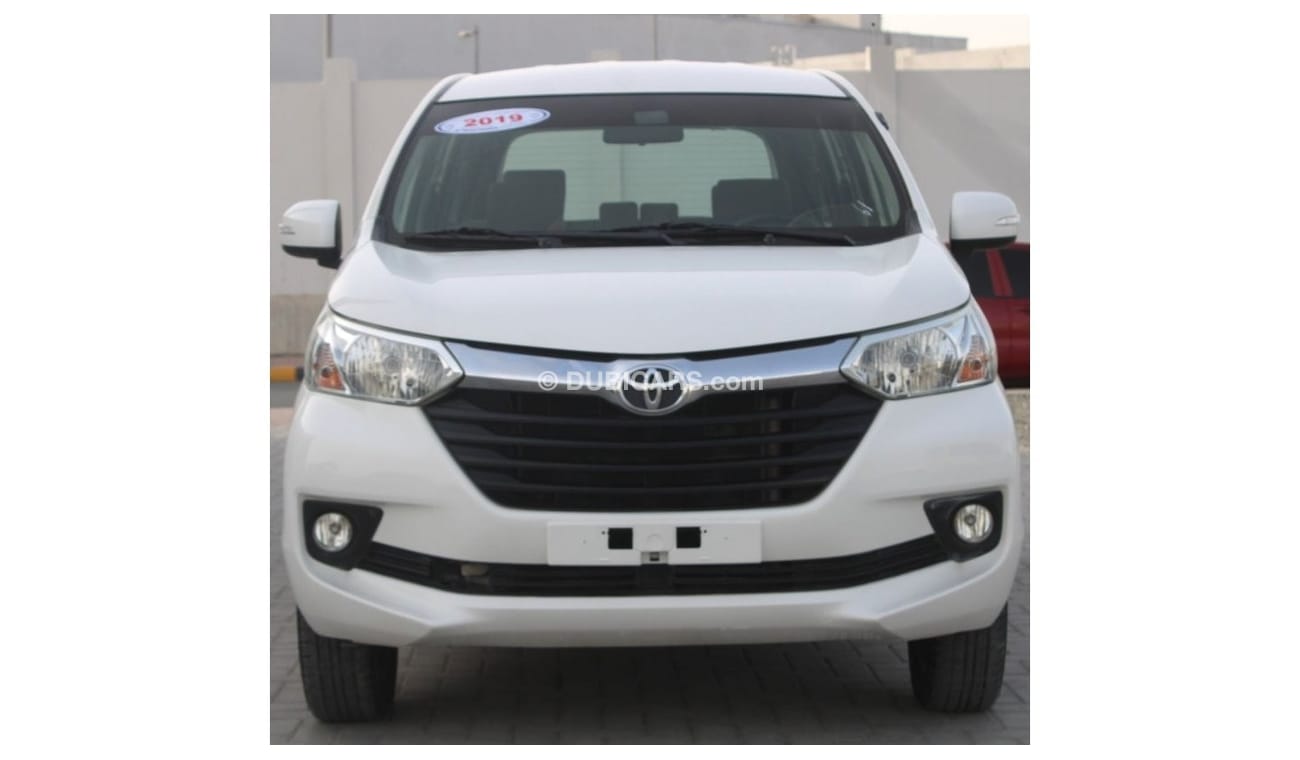 تويوتا أفانزا SE تويوتا افانزا 2019 ابيض خليجي بحالة ممتازة بدون حوادث