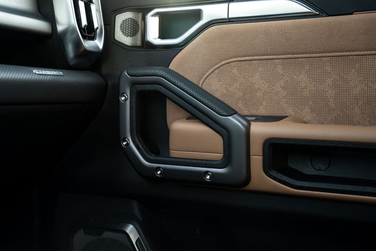 Jetour T2 Luxury 2024 GCC Low Mileage Full Service History 2.0L Turbo 4 Cylinders