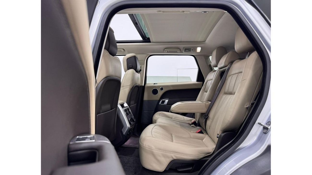لاند روفر رينج روفر سبورت 2019 Range Rover Sport HSE V6, Warranty, Full Range Rover Service History, Very Low Kms, GCC
