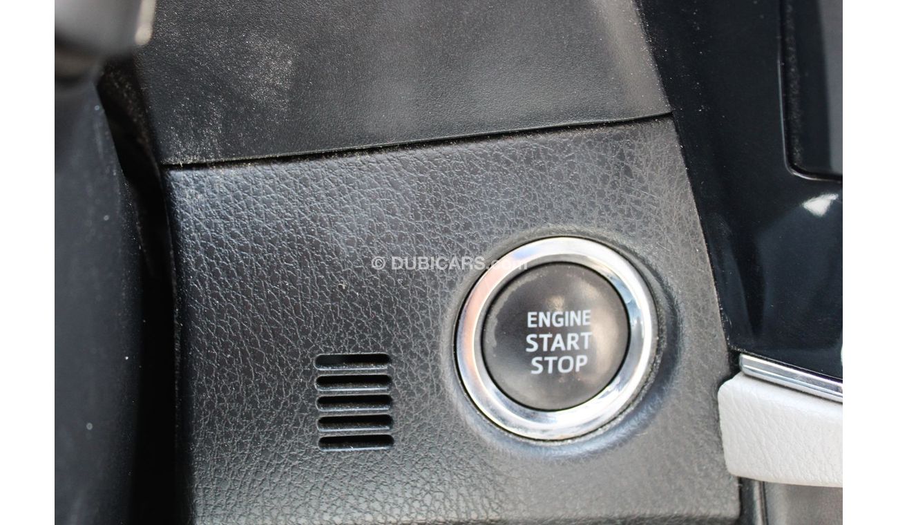 تويوتا كورولا SE+ خالية من الحوادث - خليجي - بصمة - مكينة  2000 سي سي - السيارة بحالة ممتازة من الداخل والخارج