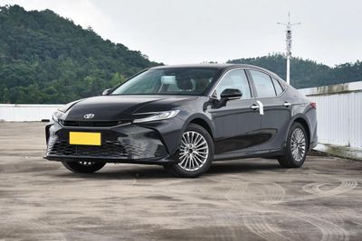 Toyota Camry 2.0 G Premium Petrol Specs Export Price Can Be Register Locally