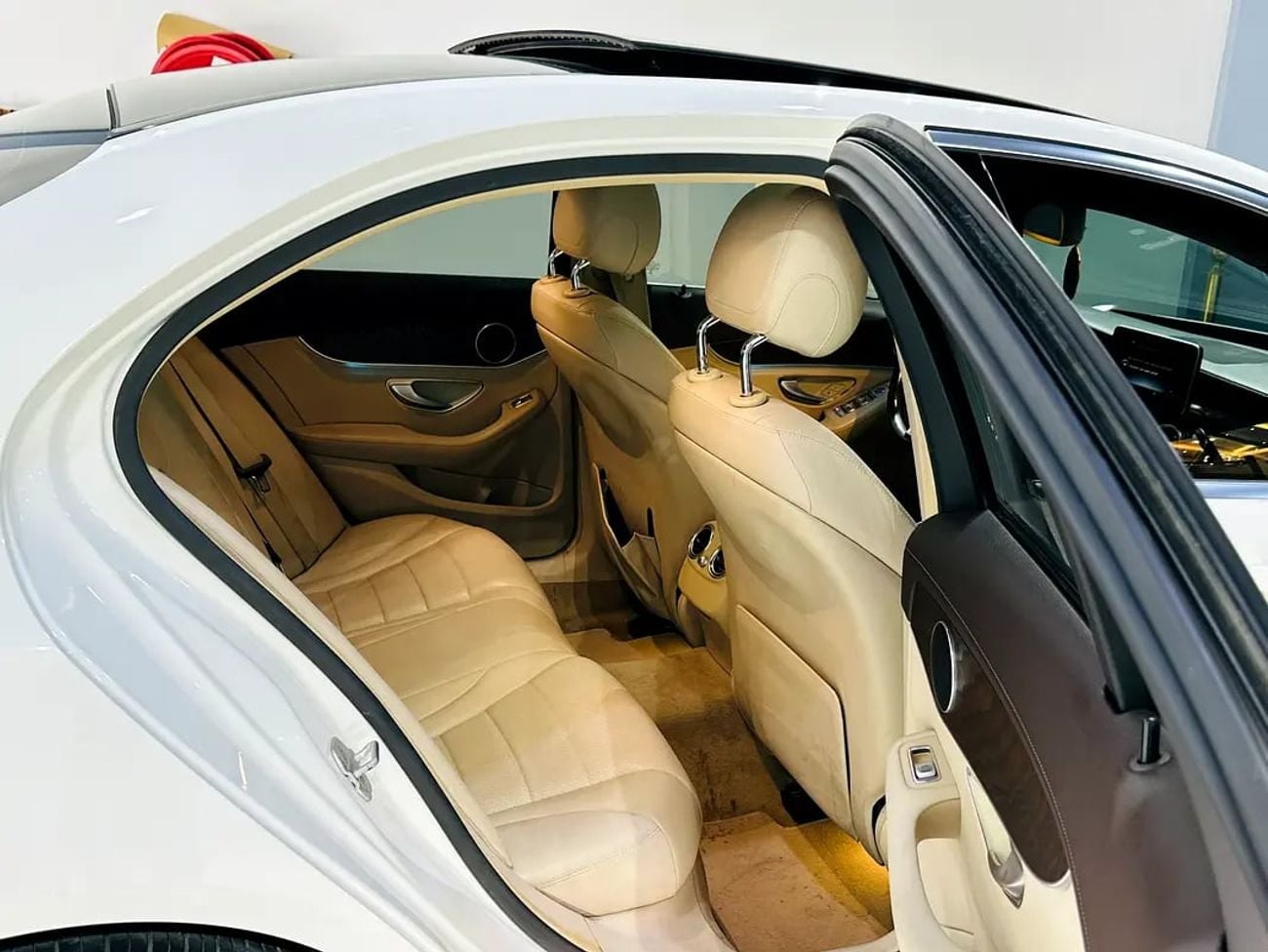 Mercedes Benz C200 AVANTGARDE