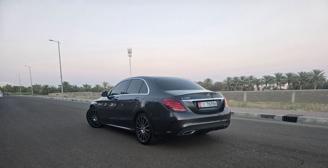 Mercedes Benz C200