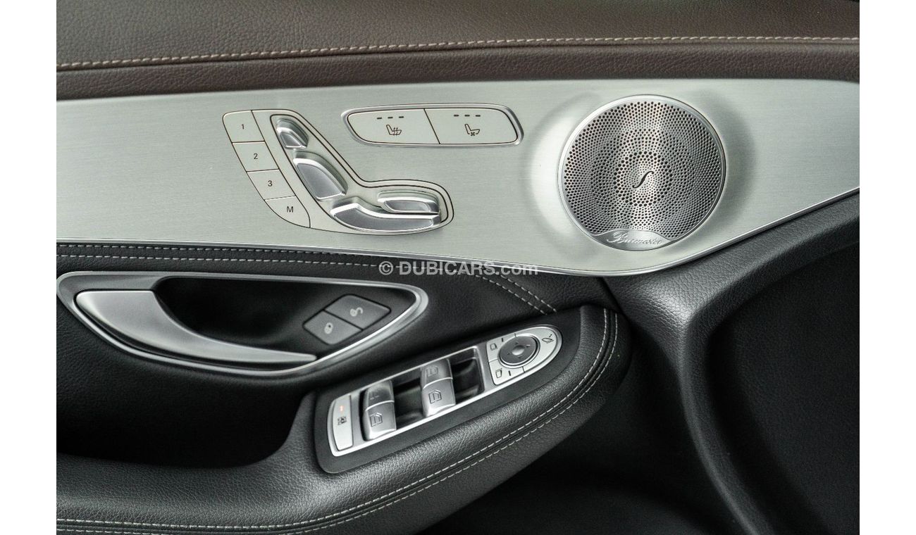 Mercedes-Benz GLC 43 AMG 2017 Mercedes GLC43 AMG Full Option / Full-Service History