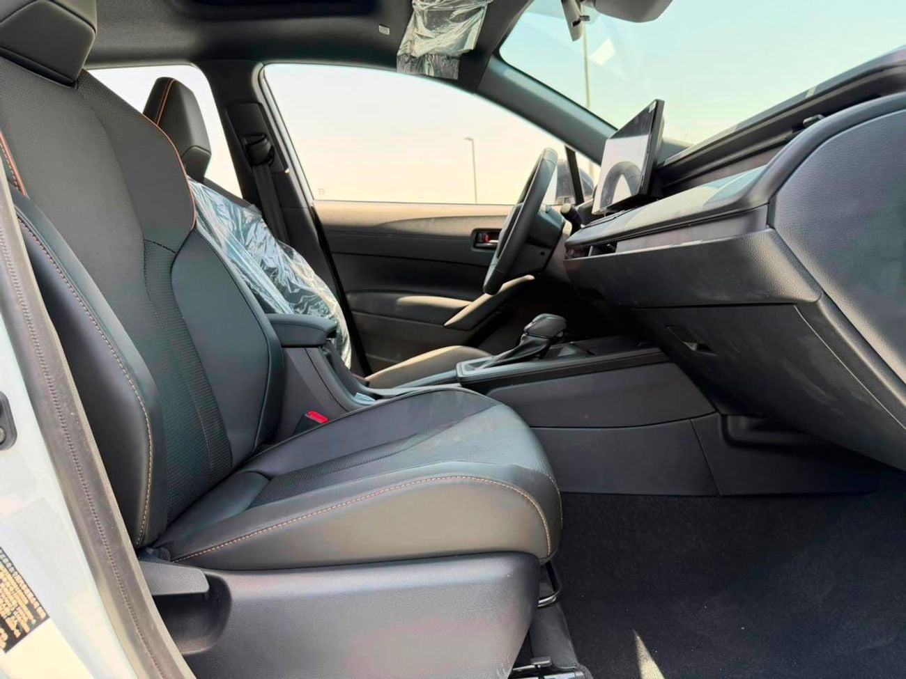Toyota Corolla Cross Elite 2.0L FWD 2.0L HEV 2026 Model Export Price @ 75,500 AED