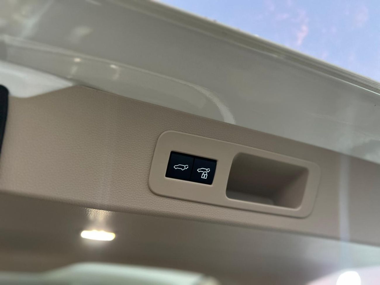 تويوتا لاند كروزر EXPORT ONLY - 2025 LC300 GXR 4.0L