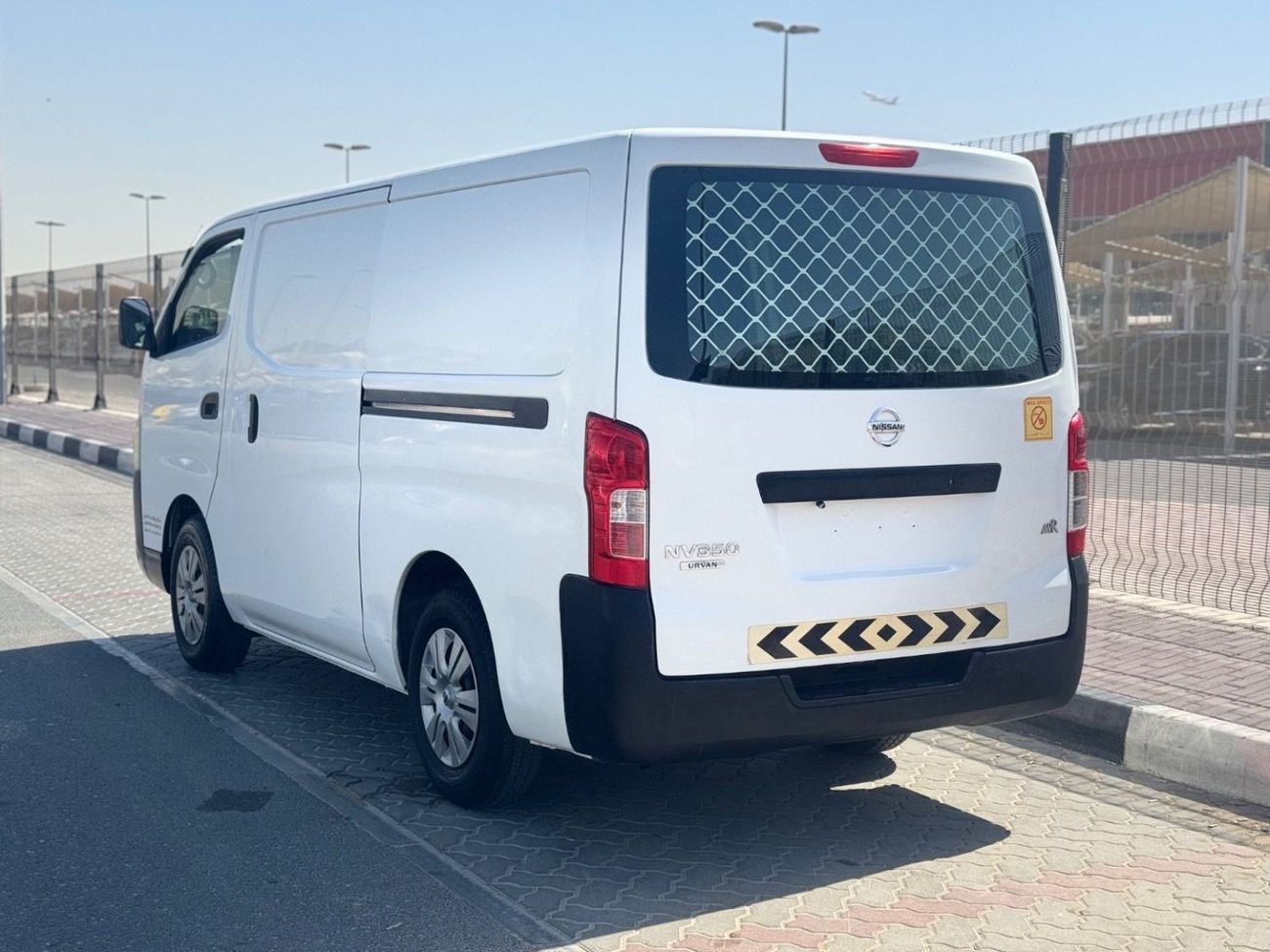 Nissan Urvan Panel Van Std 2.5L A/T (3 Seater) Petrol (4 Door)
