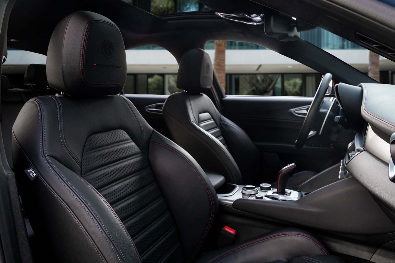 ألفا روميو جوليا COMPETIZIONE Giulia Competizione | 3,428 P.M | 0% Downpayment | Warranty!