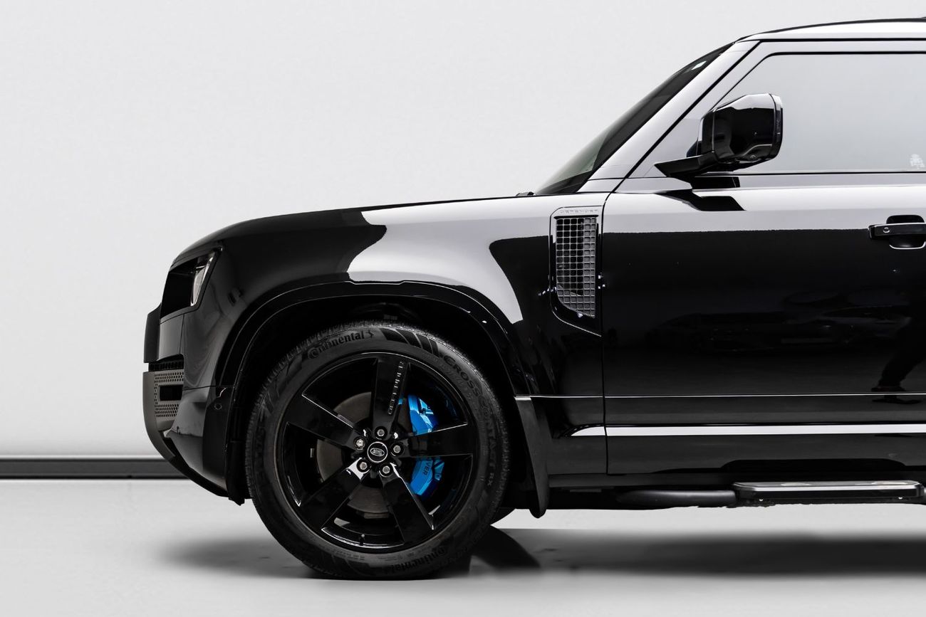 Land Rover Defender P400 110 X-Dynamic HSE 3.0L (5 Seater) 2025 Land Rover Defender 110 HSE P400, 2029 Land Rover Warran