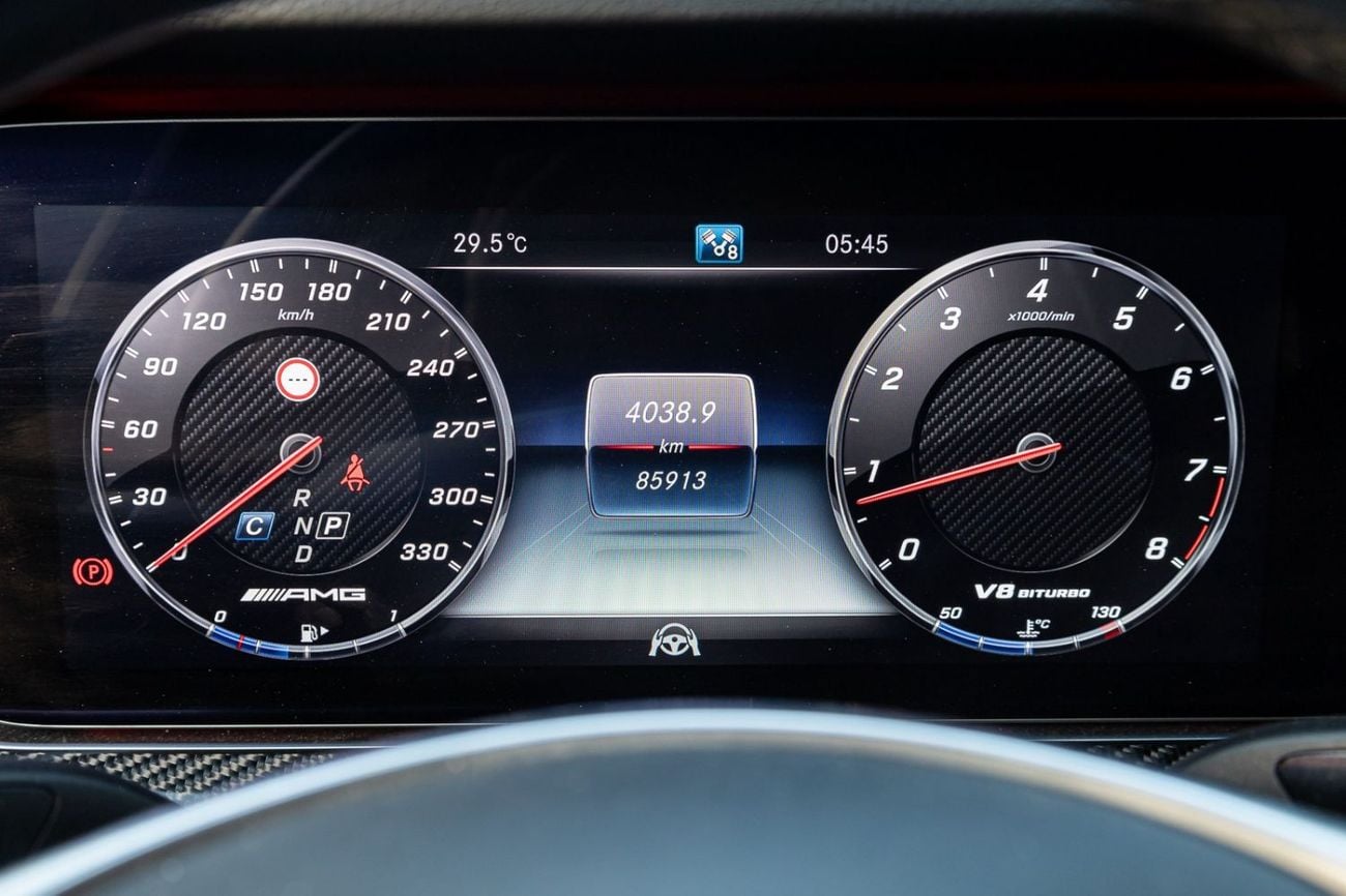 Mercedes-Benz E 63 S AMG Std 4.0L