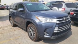 Toyota Highlander 2018 Toyota Highlander LE AWD 6 Cylinder 3.5 L Engine USA Specs  75000 AED