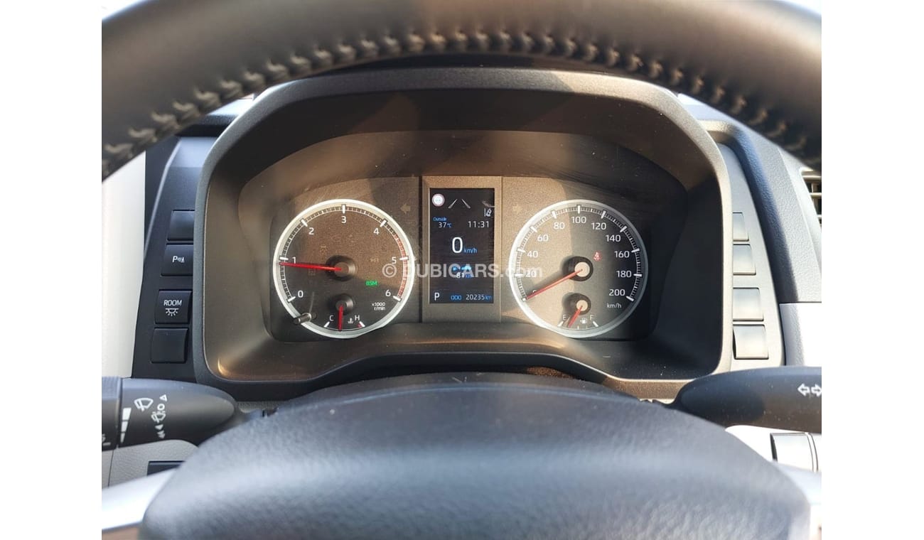 Toyota Hiace TOYOTA HIACE VAN RIGHT HAND DRIVE(PM27337)