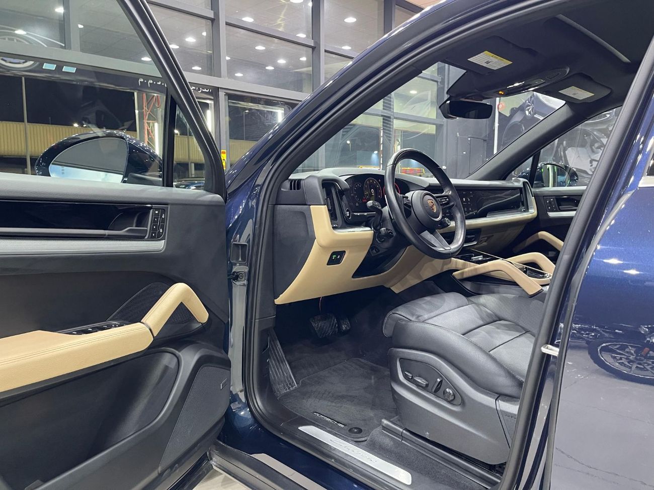 Porsche Cayenne Base