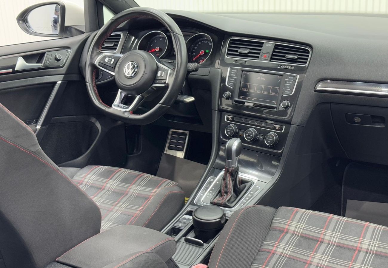فولكس واجن جولف GTI 2016 Volkswagen Golf GTI, Service History, Excellent Condition, GCC