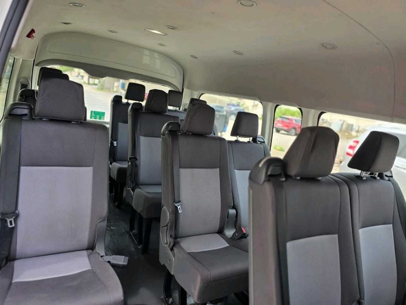 Toyota Hiace GLS