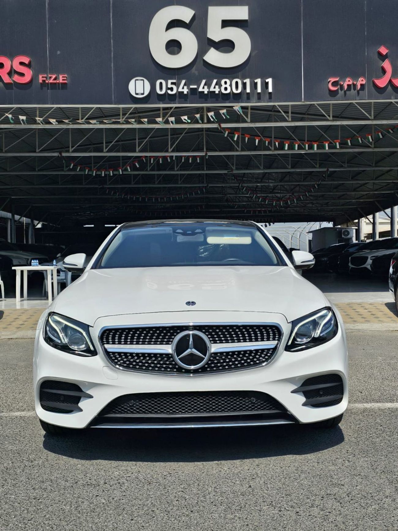 مرسيدس بنز E300 Mercedes-Benz E 300 4MATIC 2.0L