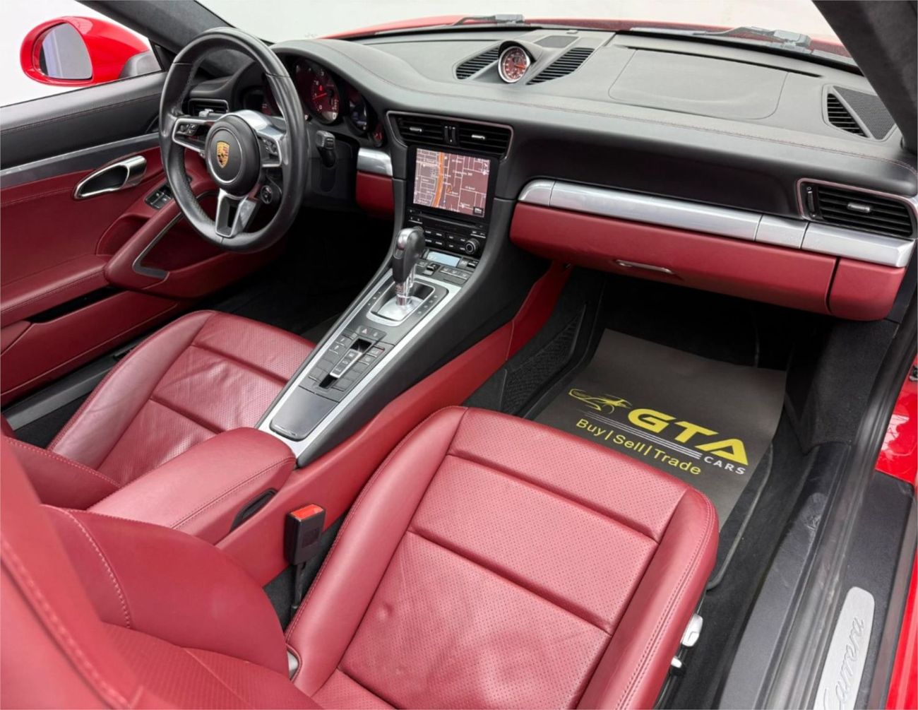 Porsche 911 2017 Porsche 911 Carrera,  Service History, Excellent Condition, GCC