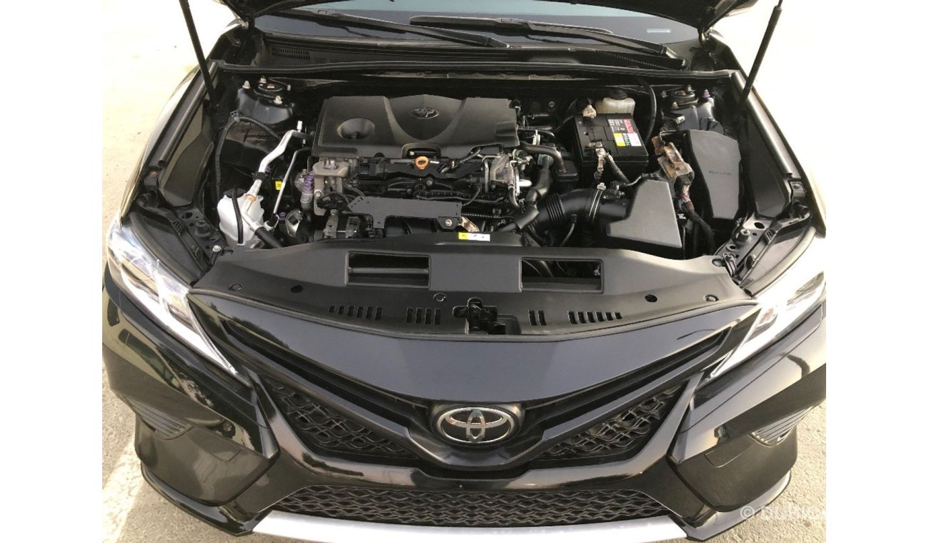 Toyota Camry SE FULL OPTION