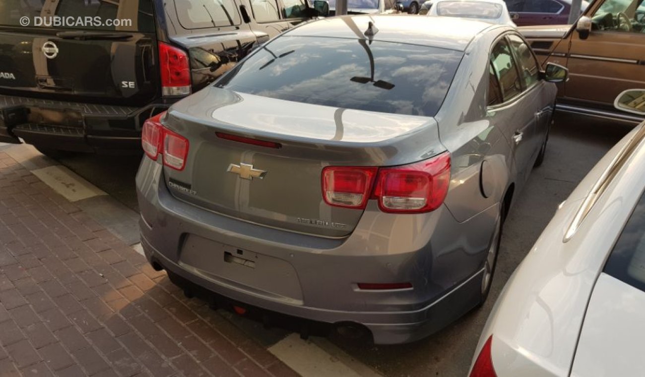 Chevrolet Malibu 2013 Gcc specs LTZ full options clean car navigation Sunroof