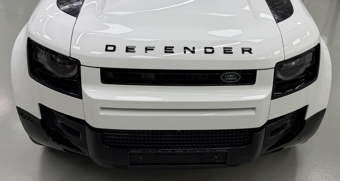 Land Rover Defender P400 110 HSE 3.0L (5 Seater)