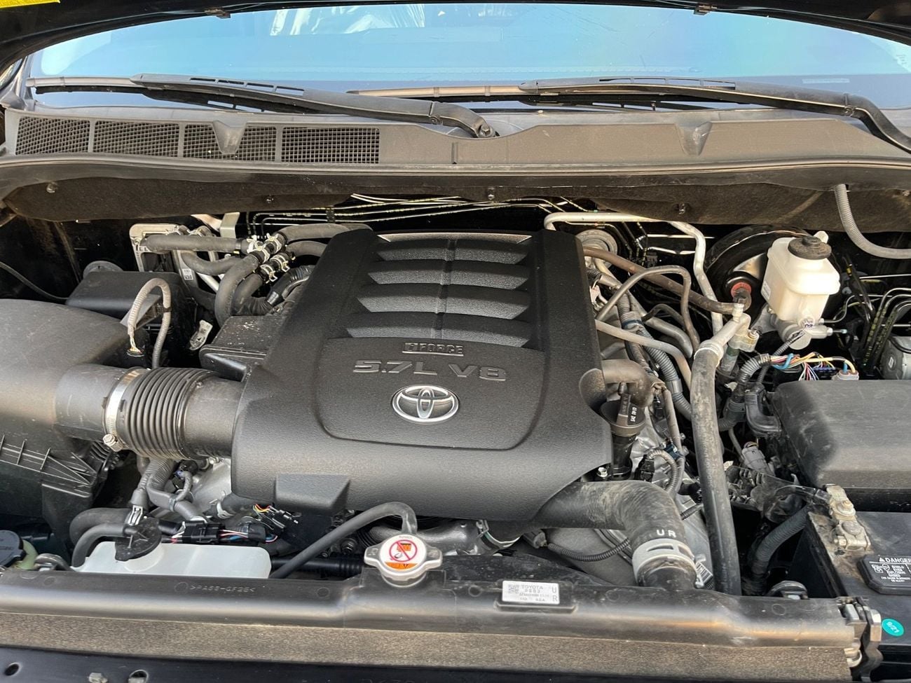 تويوتا سيكويا SR5 (NON GCC) TRD PRO