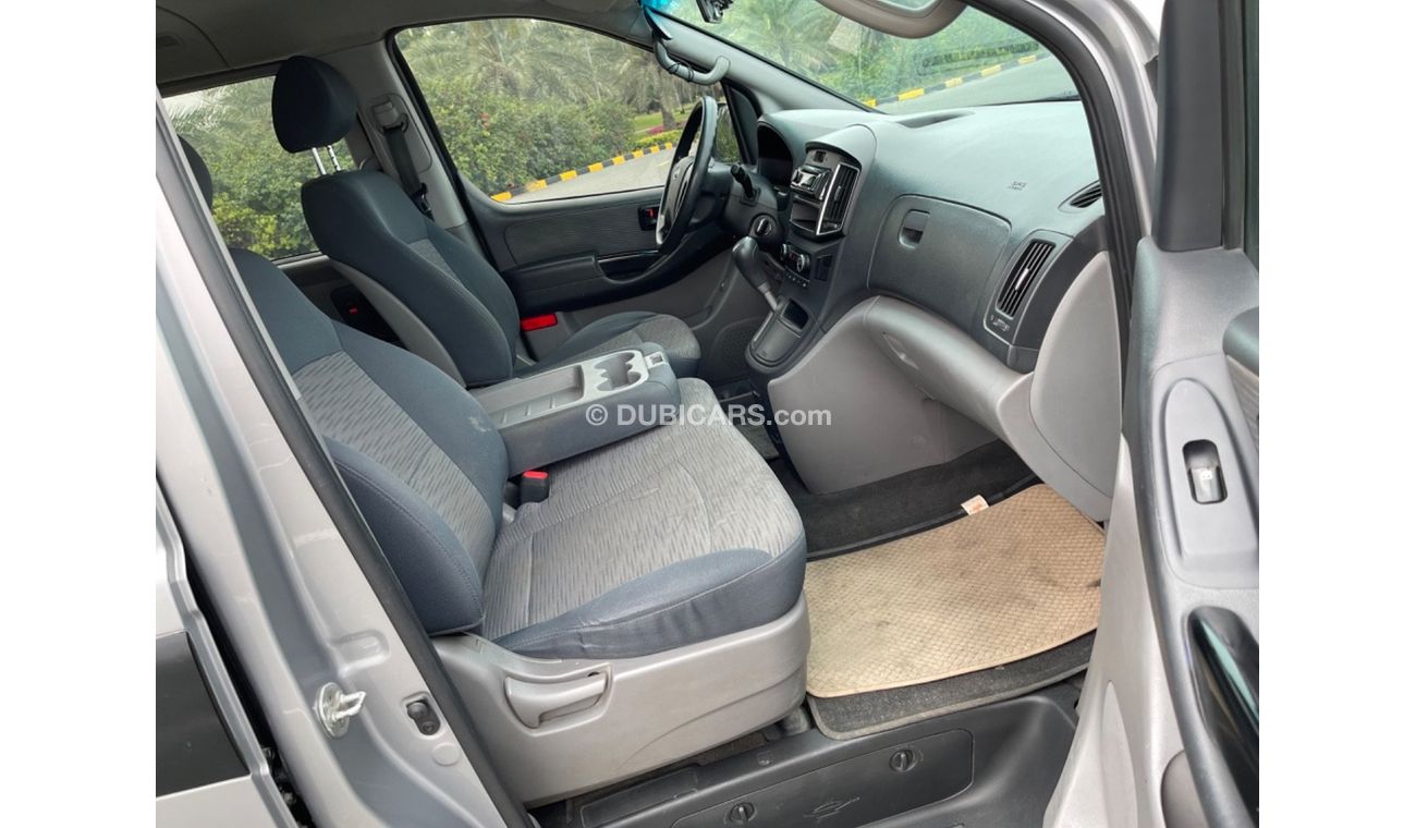 هيونداي H1 ستاريكس HYUNDAI H1 2,5 (GCC SPEC) - 2018- VERY GOOD CONDITION