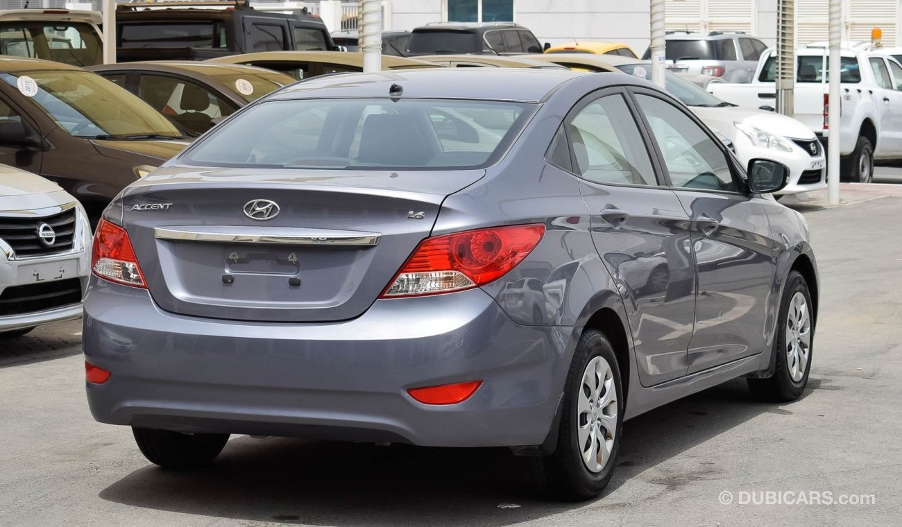 Hyundai Accent