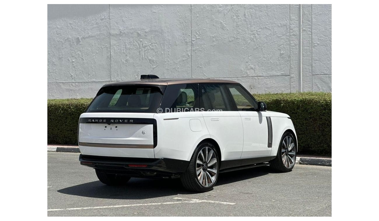Land Rover Range Rover WHITE ROSE GOLD GCC SPEC UNDER WARRANTY AND SERVICE