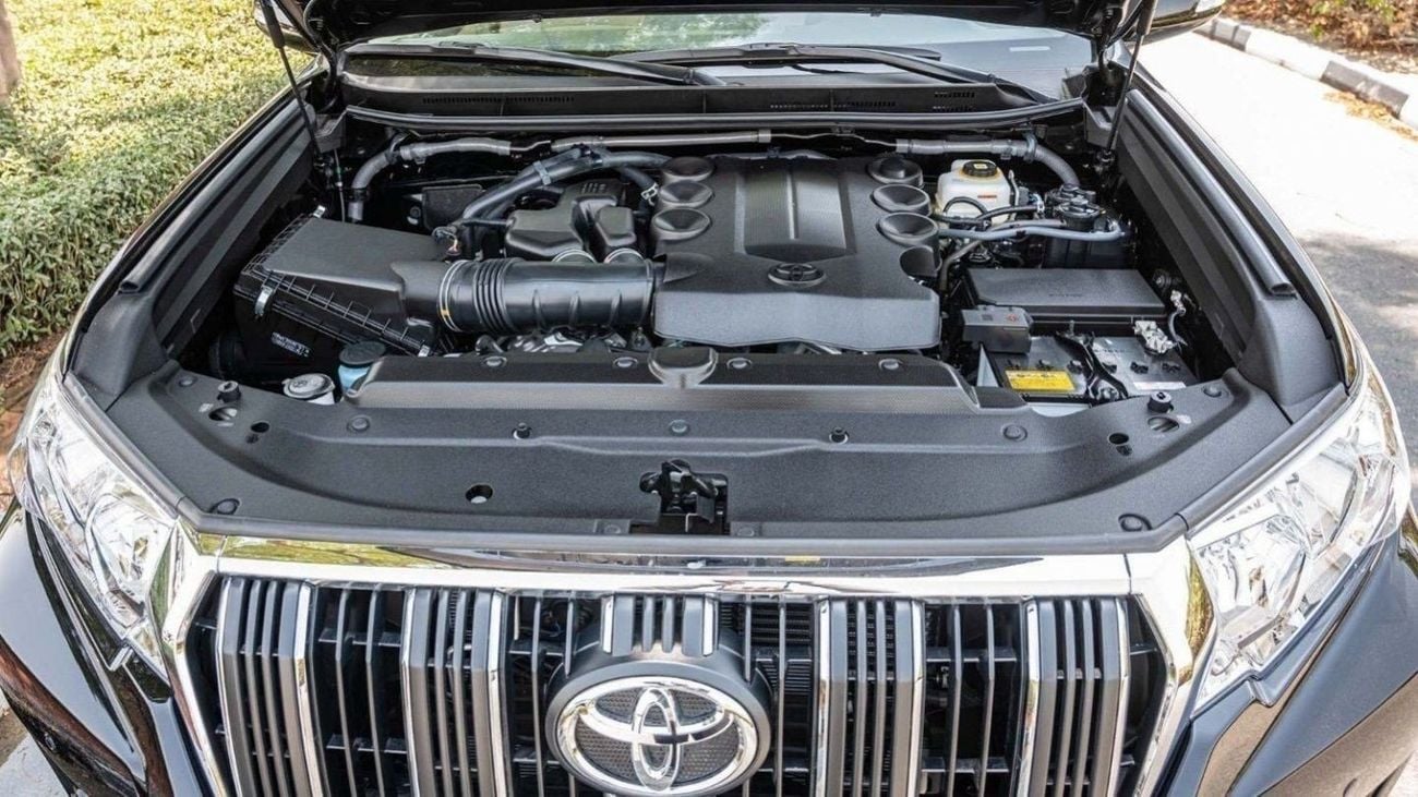 Toyota Prado GXR 4.0P AT MY2023 - BLACK