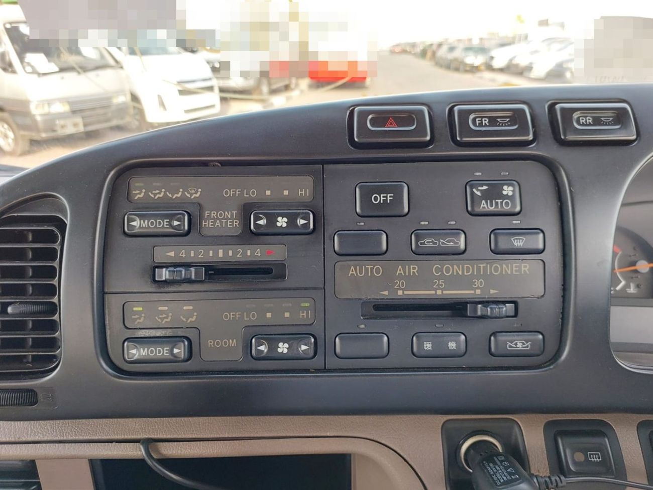 Toyota Coaster TOYOTA COASTER BUS RHD 2000 MODEL 4.2 L DIESEL AUTOMATIC(PM10377)