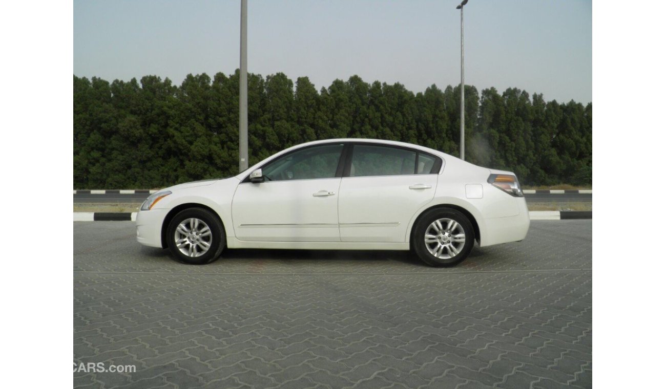 Nissan Altima 2012 V4