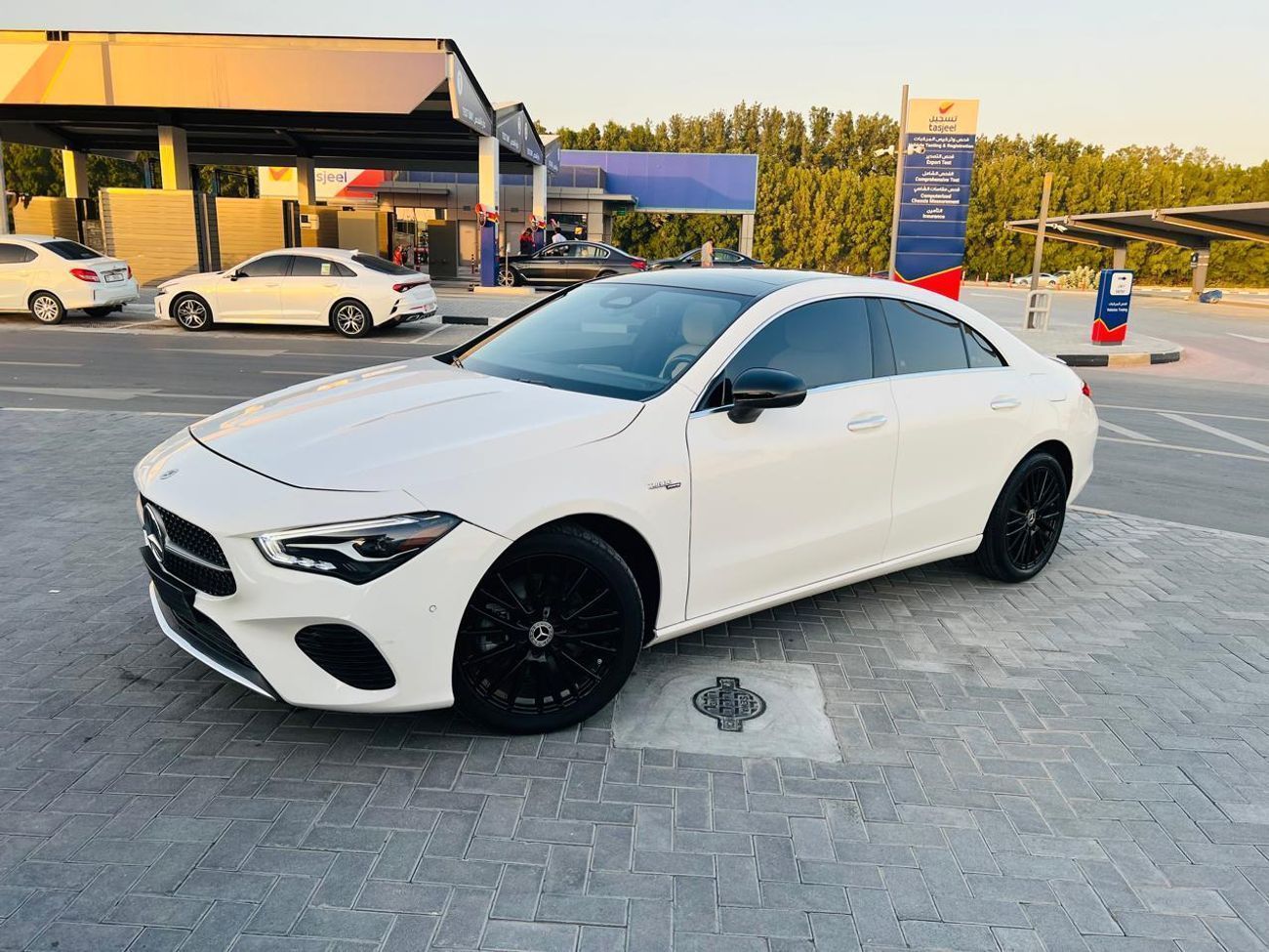 Mercedes Benz CLA250 PREMIUM PLUS Premium + 2.0L