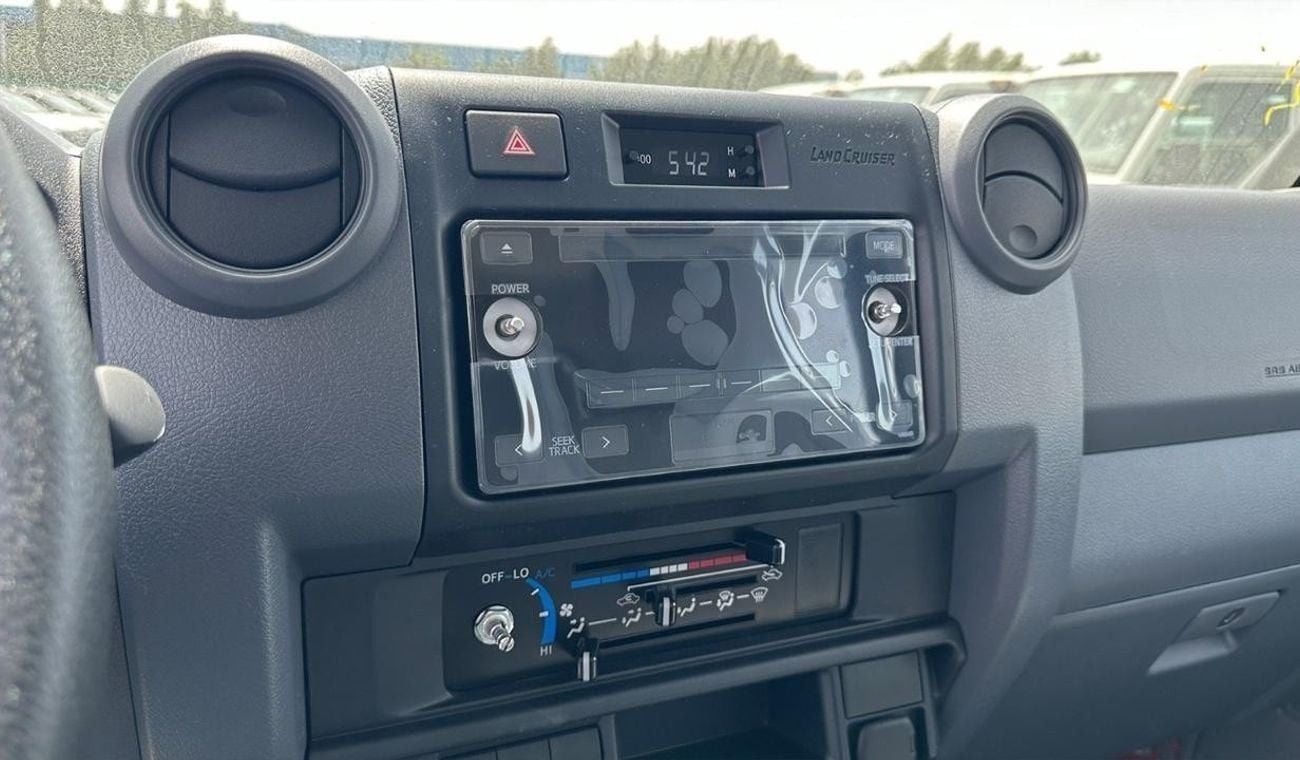 تويوتا لاند كروزر بيك آب LC79 DOUBLE CABIN 4.2 DSL, DIFF LOCK, MANUAL