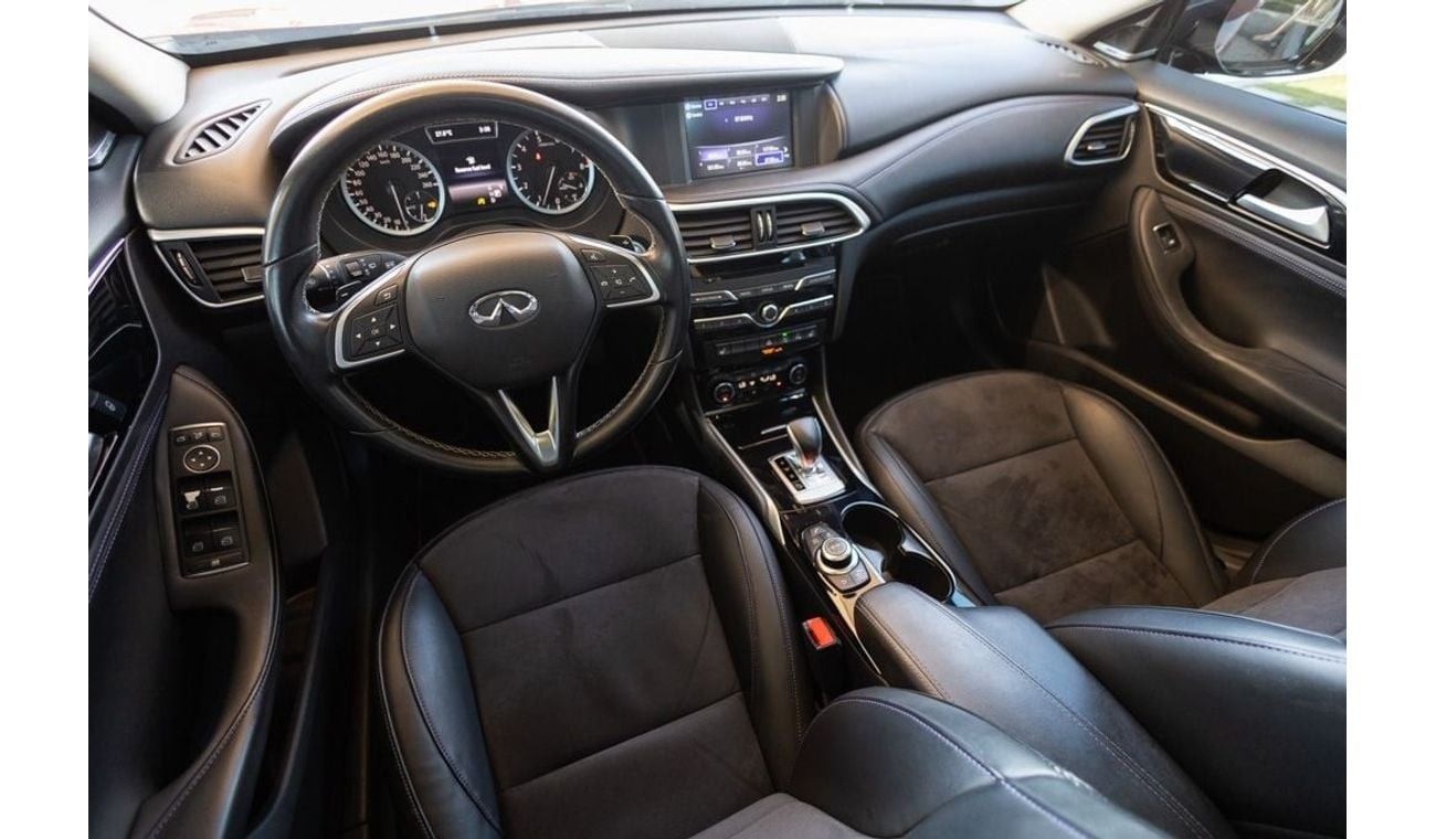 Infiniti Q30 Infiniti Q30 2019 GCC under Warranty with Flexible Down-Payment.
