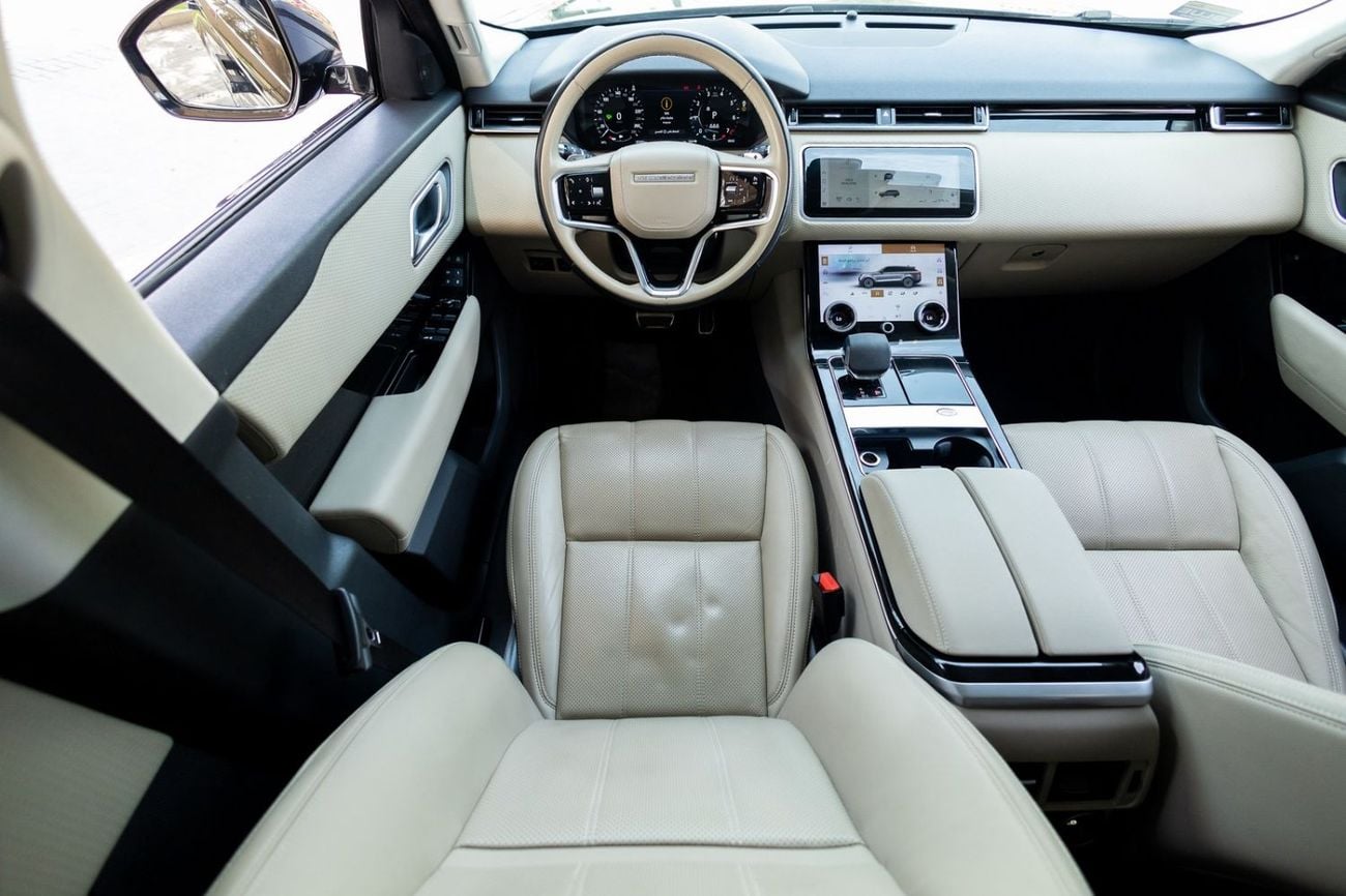 Land Rover Range Rover Velar P250 R-Dynamic SE 2.0L Range Rover Velar R-Dynamic SE 2022 GCC | Agency Warranty