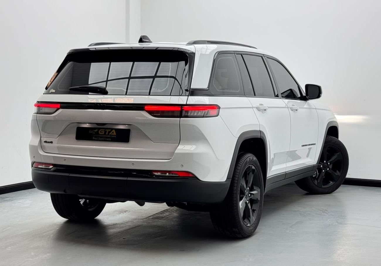 جيب جراند شيروكي 2024 Jeep Grand Cherokee Blacktop Edition, 2027 Jeep Warranty and Service Pack, GCC
