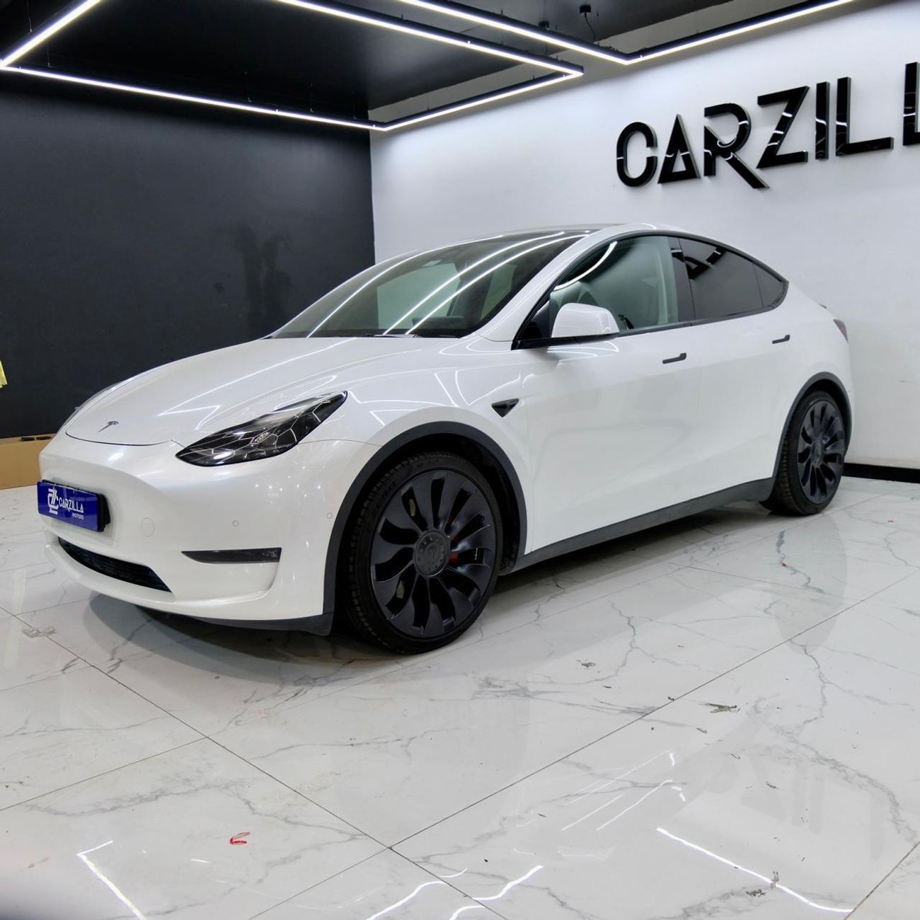 Tesla Model Y Performance (AWD) Tesla Model Y Performance | GCC Specs | Under Tesla Warranty