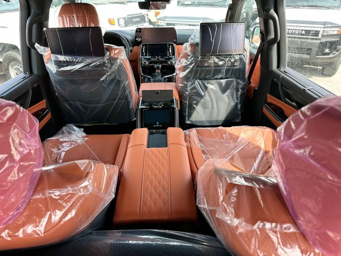 لكزس LX 600 LX600 VIP 3.5 لتر PTR أوتوماتيك // 2026 // كاملة المواصفات: مقاعد VIP، رادار وشاشة عرض رأسية، كاميرا