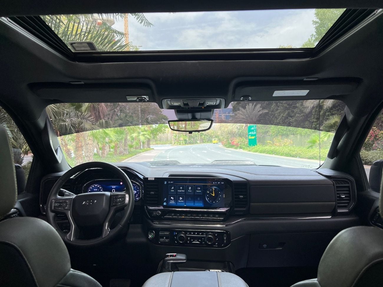 شيفروليه سيلفارادو 2023 Chevrolet Silverado ZR2 | 6.2L V8 | GCC Specs | Accident-Free