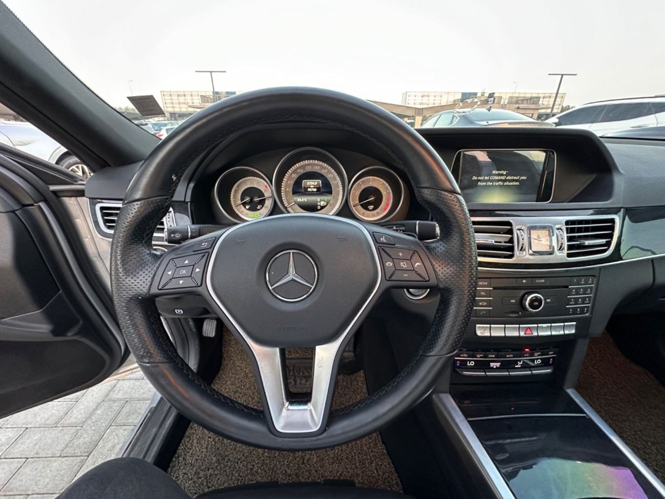 Mercedes-Benz E300 AMG خاليه من الحوادث