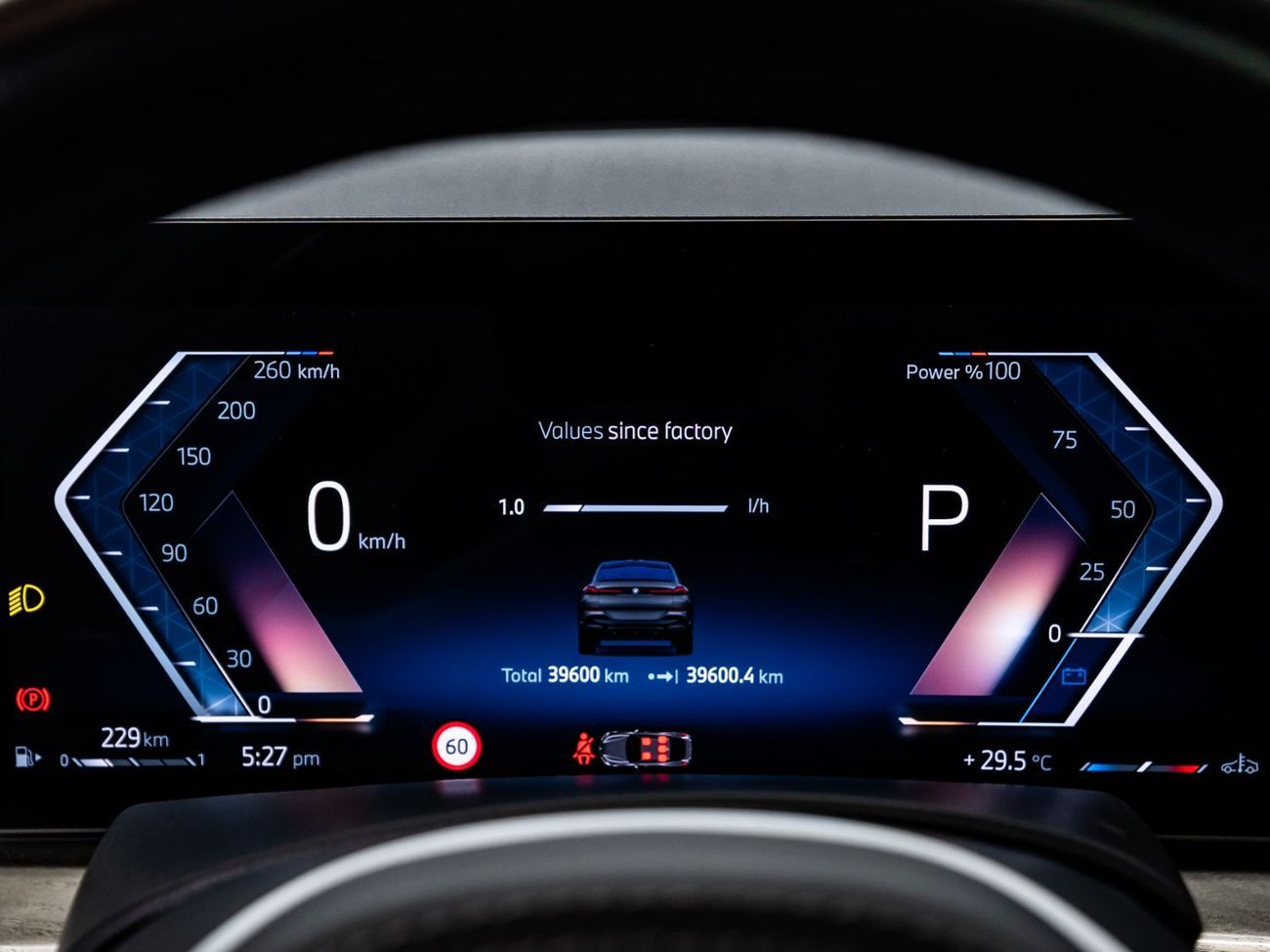 BMW X6 40i M Sport 3.0L 2024 BMW X6 xDrive40i, 2028 BMW Warranty + Service Contract, Low KMs, GCC