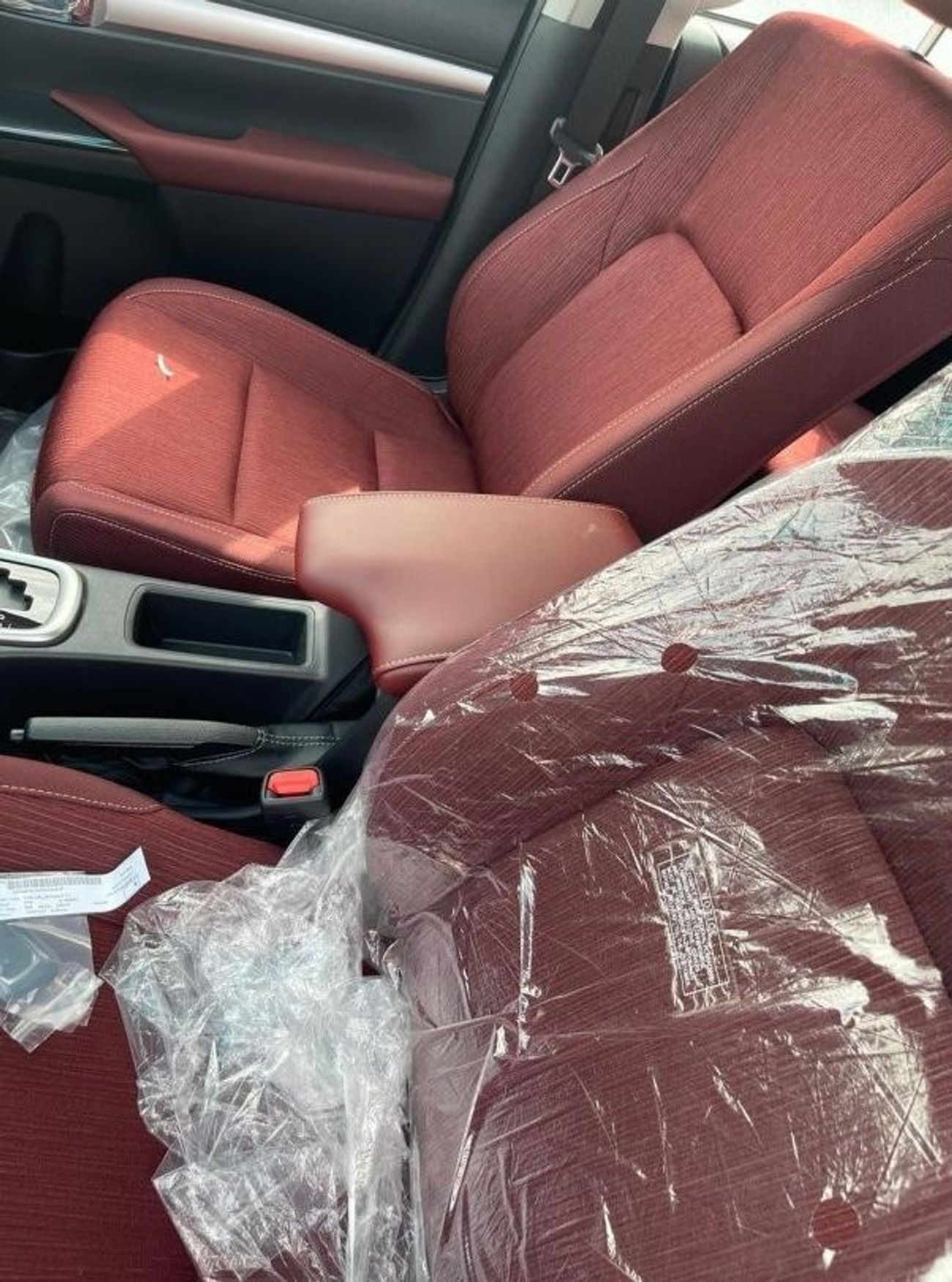 Toyota Hilux Toyota Hilux SR5 2.7L Petrol, Automatic Model 2024 Color White