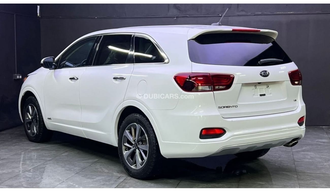 كيا سورينتو 2020 Kia Sorento 3.3L V6 AWD 4X4 - 7 Seater MidOption+ / Great Condition