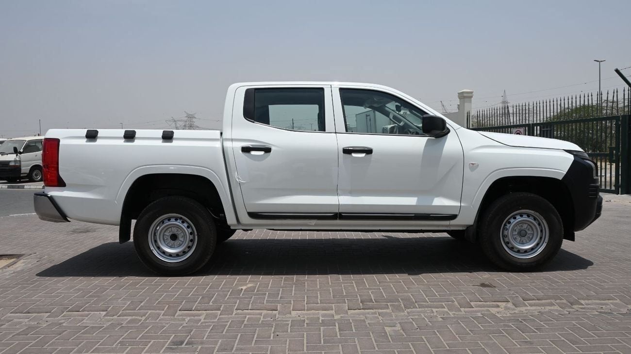 Mitsubishi L200 GL MITSUBISHI L200 2.4L GL DIESEL DCABIN 4X4 5M/T MODEL 2025 BRAND NEW  [WHITE/ S / G / B ]