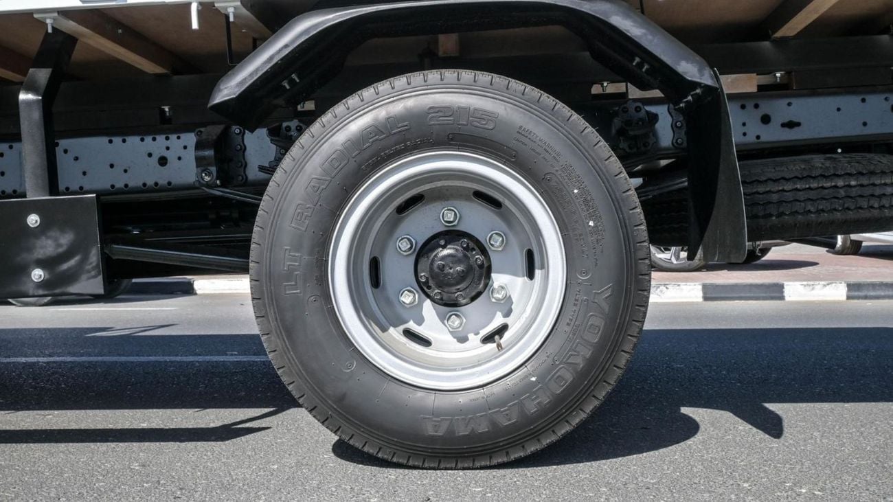 Mitsubishi Canter Van Brand New MItsubishi Canter Cargo 2026 Export 4.2L 2WD M/T Diesel|White/Black|CANTER14FT-170-26|