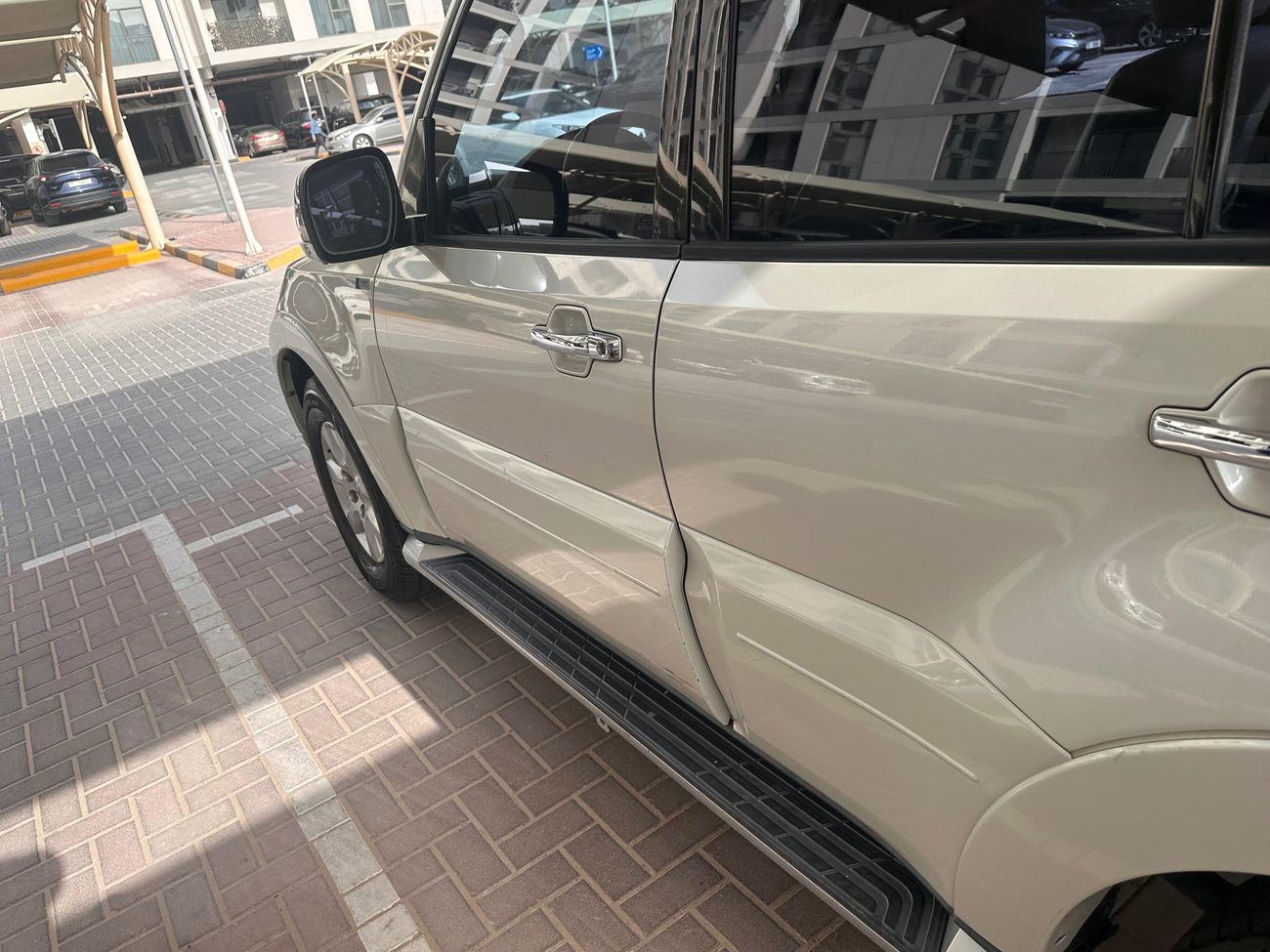 ميتسوبيشي باجيرو Platinum 3.5L