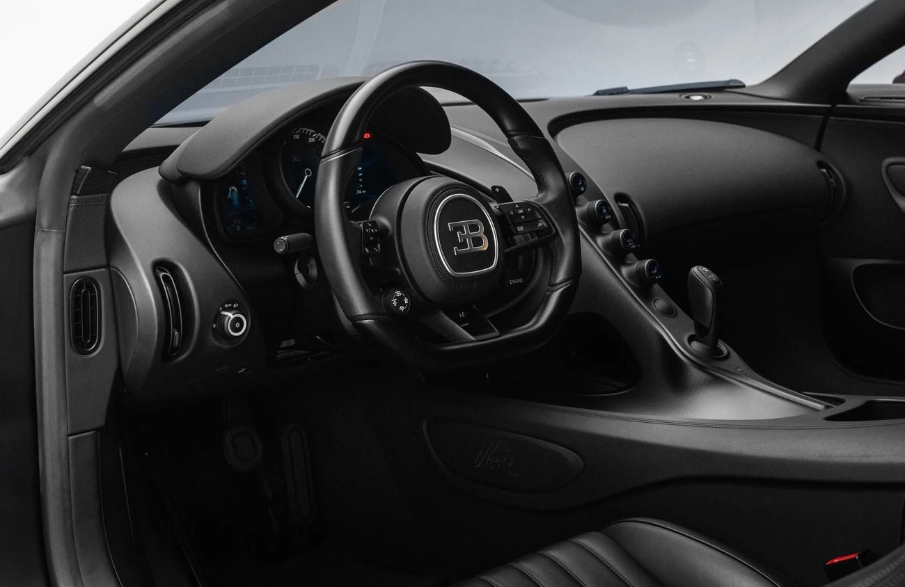 بوغاتي شيرون SPORT 8.0L W16 Quad-Turbocharged Engine