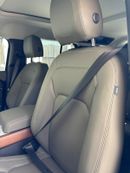 لاند روفر ديفندر 110 SE P300 2.0L